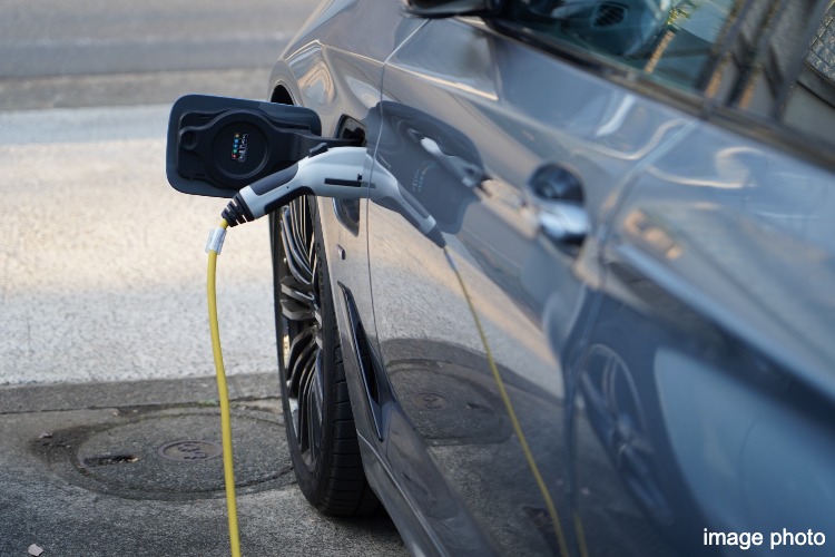 電気自動車充電設備　イメージ画像